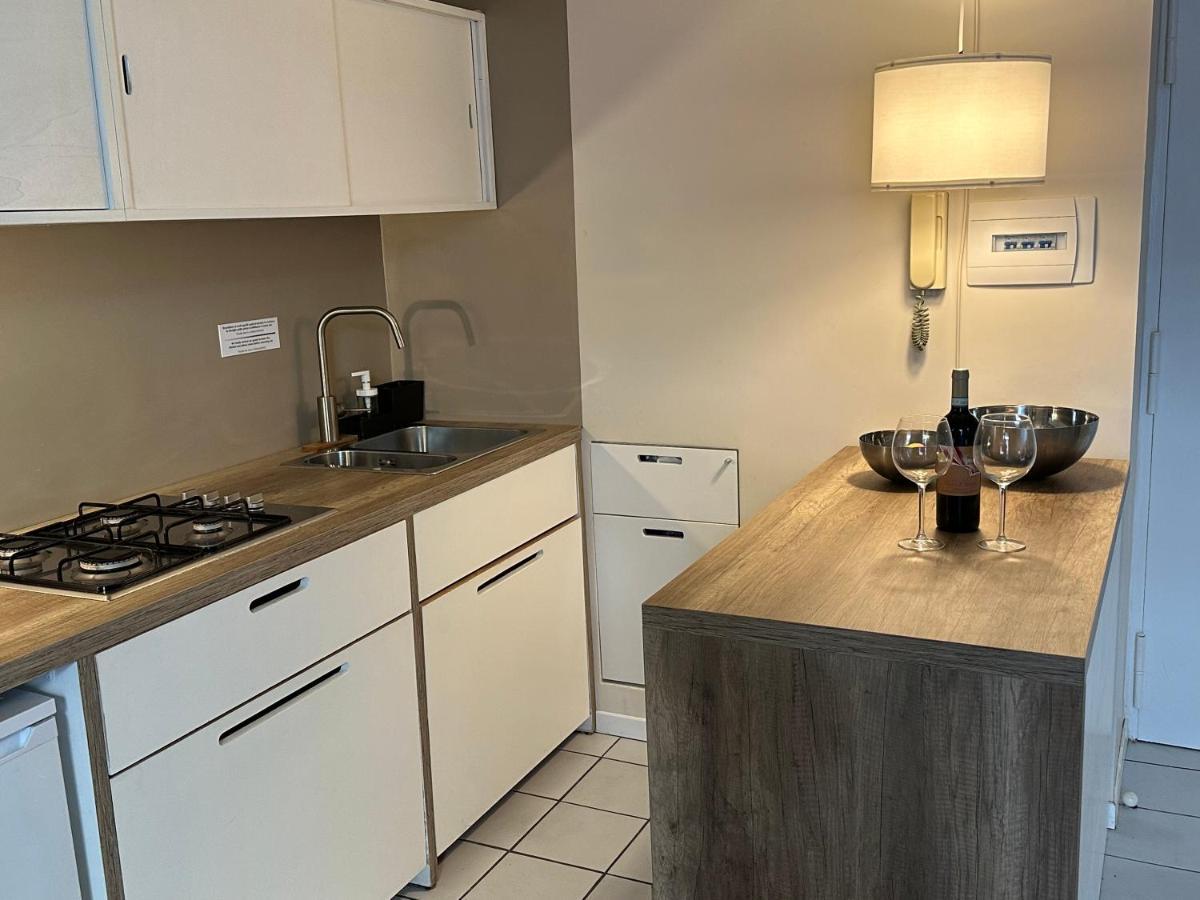 Vicool Apartments - Centro Storico Napoli Экстерьер фото