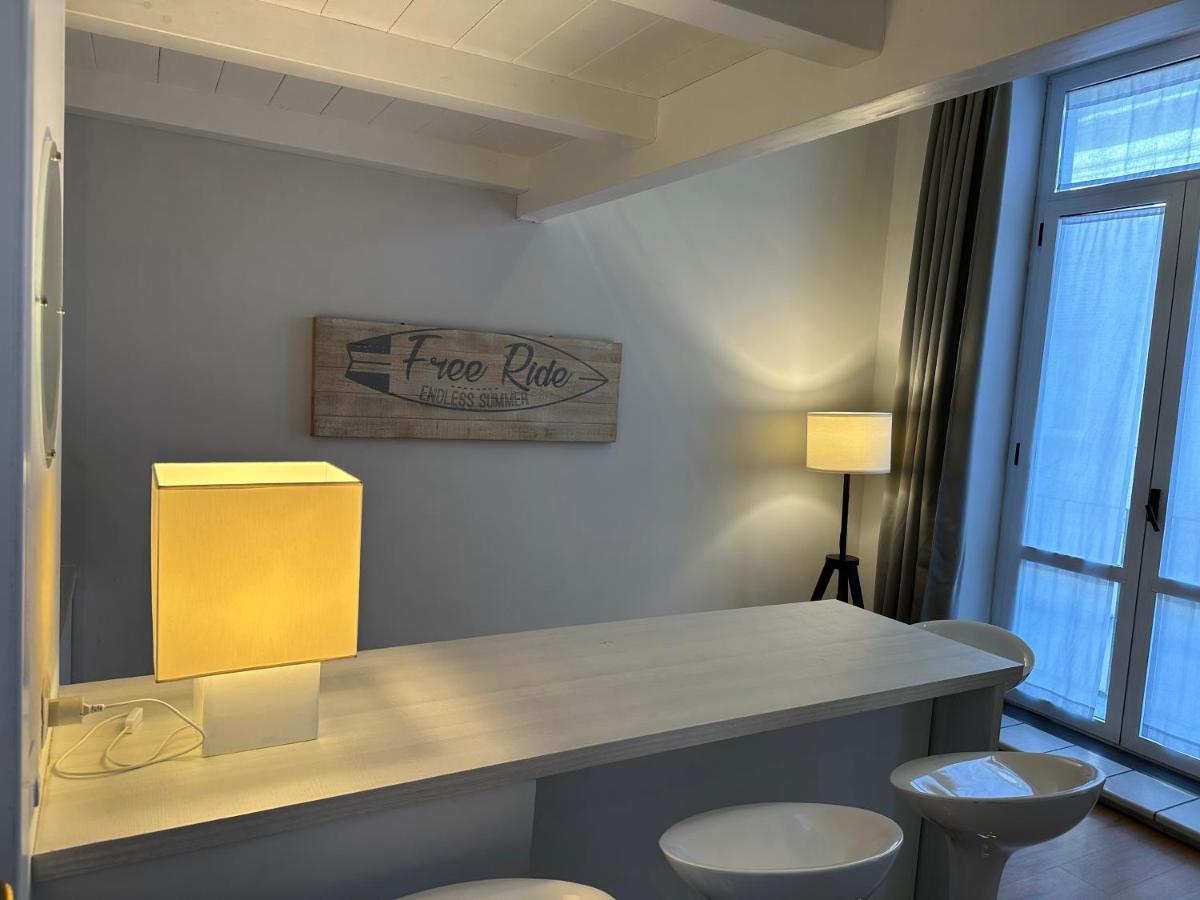 Vicool Apartments - Centro Storico Napoli Экстерьер фото